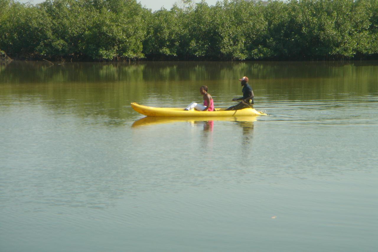 Centre Touristique Et Culturel Casamance Guest House Diakene Ouolof Bagian luar foto