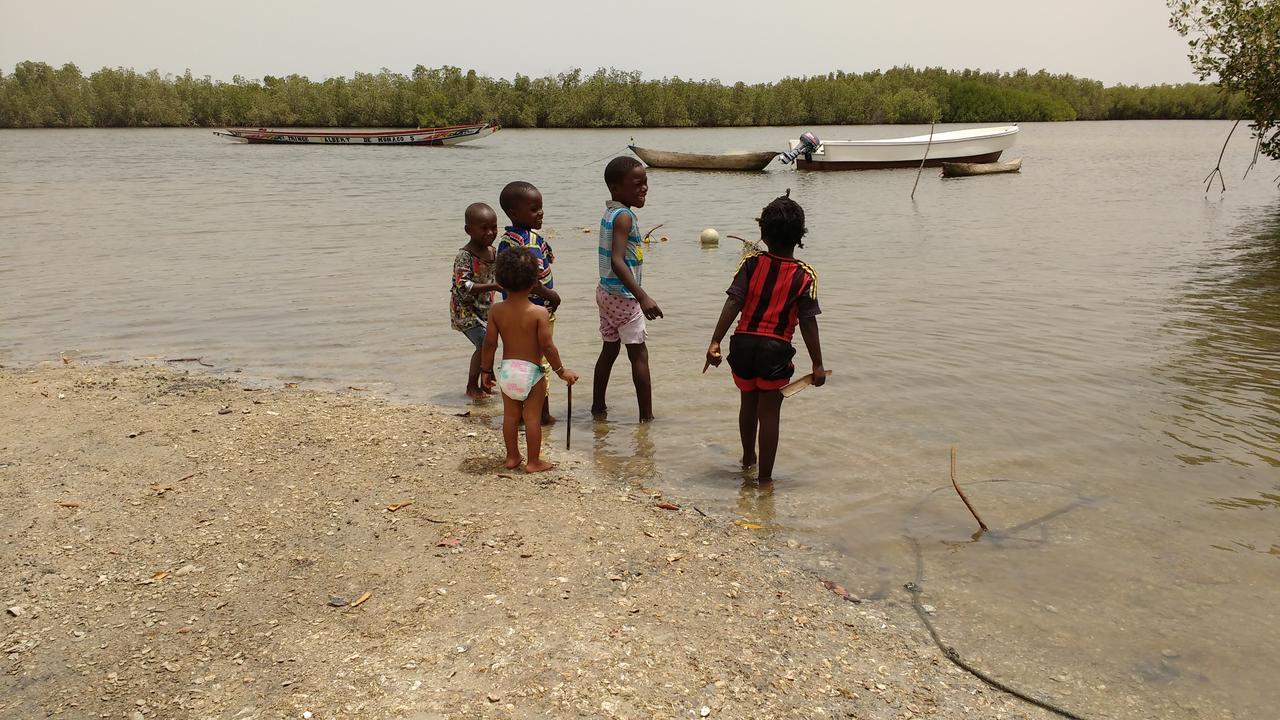 Centre Touristique Et Culturel Casamance Guest House Diakene Ouolof Bagian luar foto