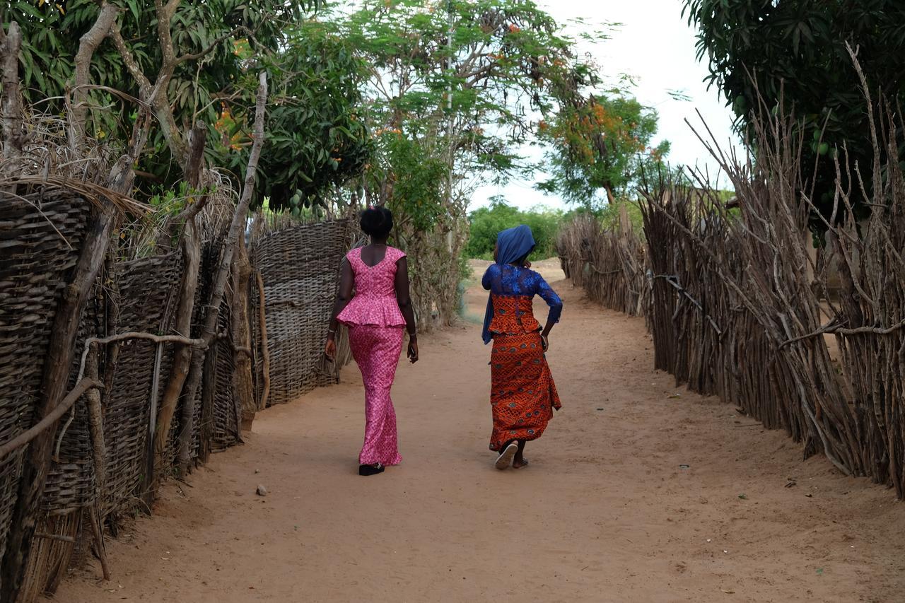 Centre Touristique Et Culturel Casamance Guest House Diakene Ouolof Bagian luar foto