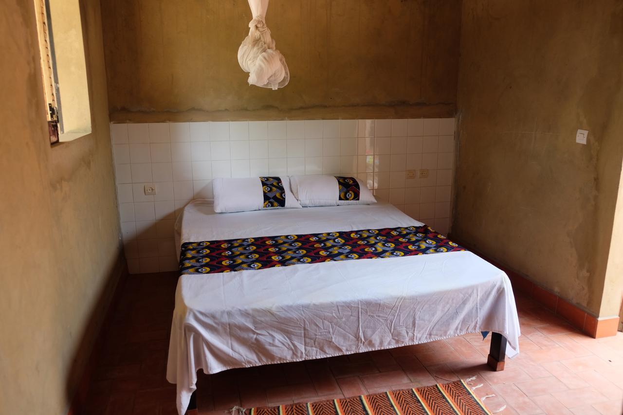 Centre Touristique Et Culturel Casamance Guest House Diakene Ouolof Bagian luar foto